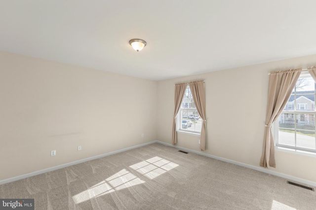 18 SUMMER GROVE DR, Kearneysville, WV 25430