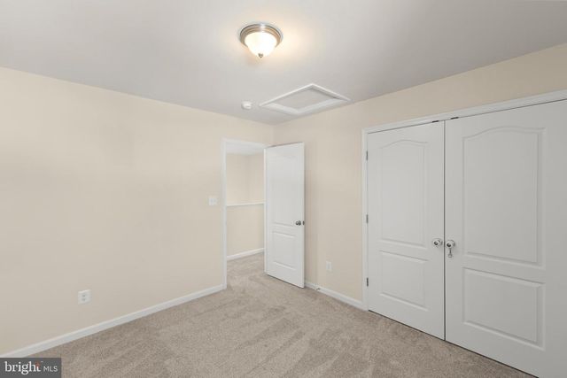 18 SUMMER GROVE DR, Kearneysville, WV 25430