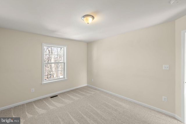 18 SUMMER GROVE DR, Kearneysville, WV 25430