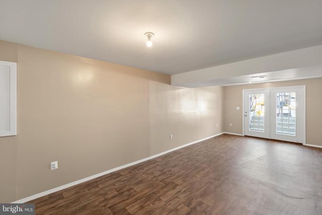 18 SUMMER GROVE DR, Kearneysville, WV 25430