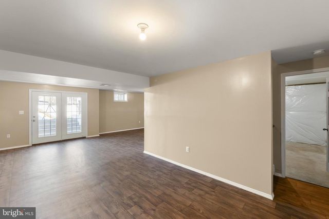 18 SUMMER GROVE DR, Kearneysville, WV 25430