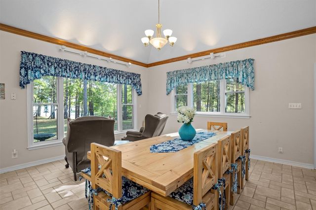 2846 Palo Gaucho Crossing, Hemphill, TX 75948