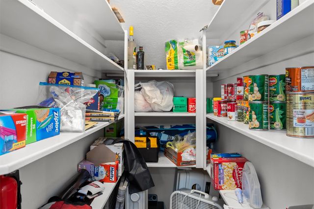 2846 Palo Gaucho Crossing, Hemphill, TX 75948