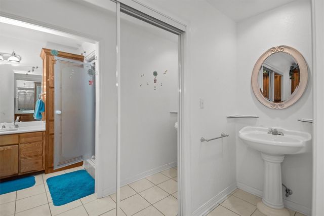 2846 Palo Gaucho Crossing, Hemphill, TX 75948