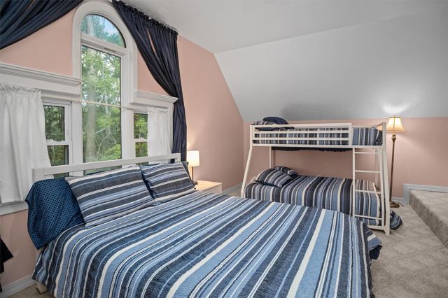 2846 Palo Gaucho Crossing, Hemphill, TX 75948