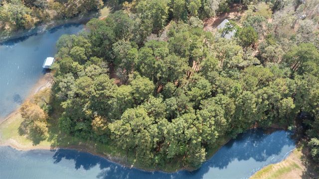 2846 Palo Gaucho Crossing, Hemphill, TX 75948