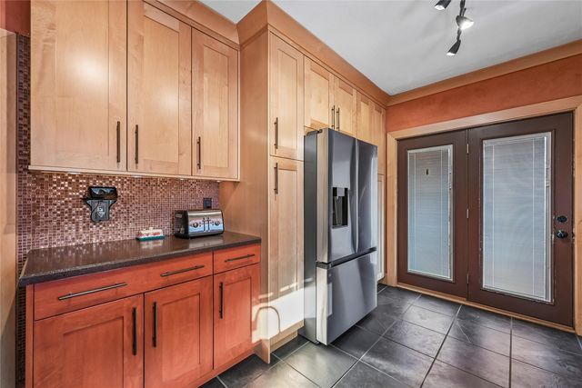 1806 7th Avenue SE, Cedar Rapids, IA 52403