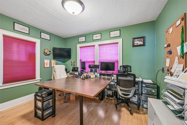 1806 7th Avenue SE, Cedar Rapids, IA 52403