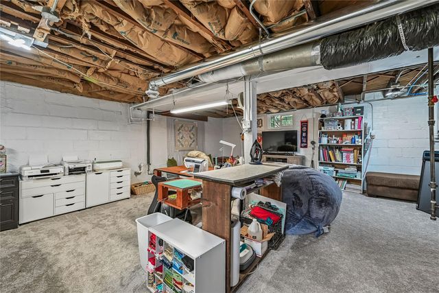 1806 7th Avenue SE, Cedar Rapids, IA 52403