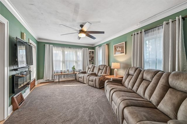 1806 7th Avenue SE, Cedar Rapids, IA 52403