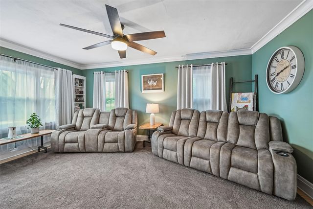 1806 7th Avenue SE, Cedar Rapids, IA 52403