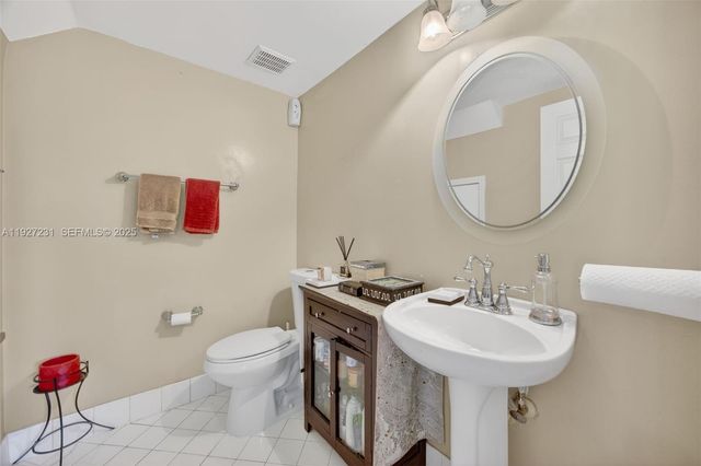 9002 SW 214th Ln, Cutler Bay, FL 33189