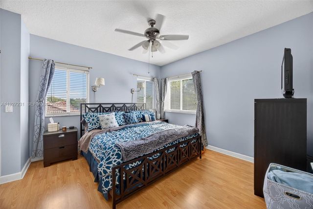 9002 SW 214th Ln, Cutler Bay, FL 33189