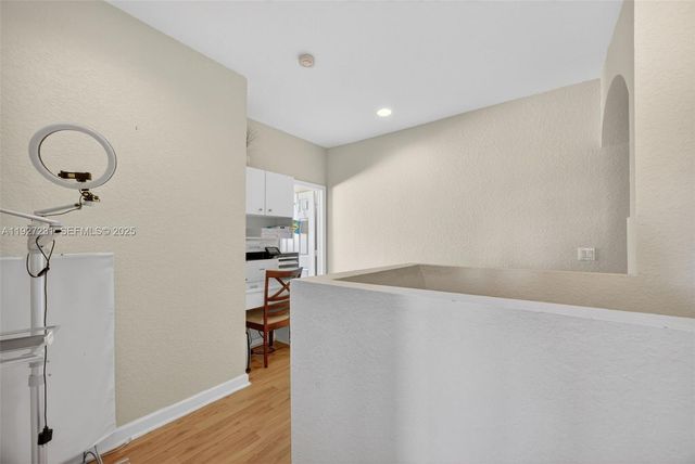 9002 SW 214th Ln, Cutler Bay, FL 33189