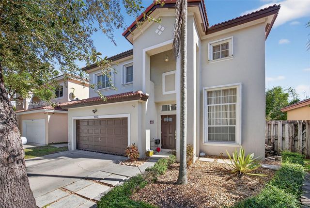 9002 SW 214th Ln, Cutler Bay, FL 33189