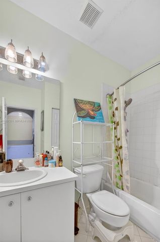 9002 SW 214th Ln, Cutler Bay, FL 33189