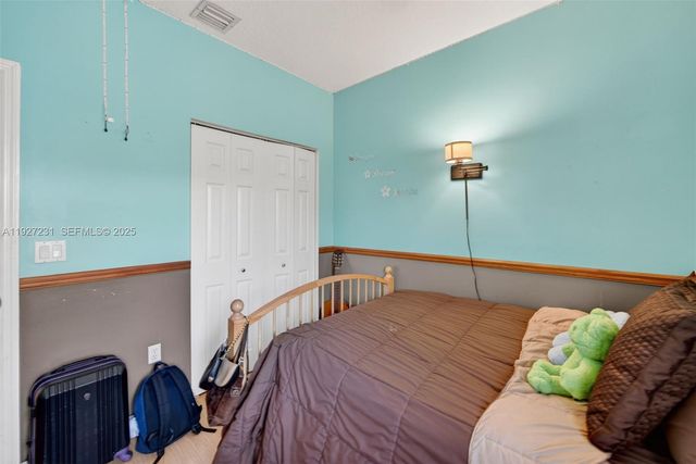 9002 SW 214th Ln, Cutler Bay, FL 33189