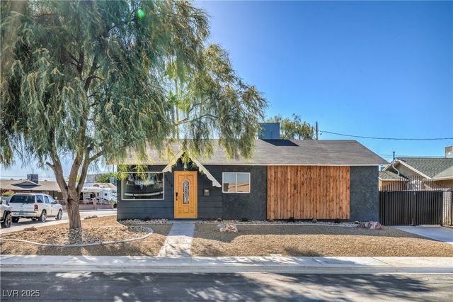 3114 Scarlet Oak Avenue, Las Vegas, NV 89104