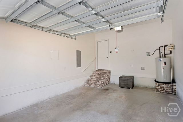 2005 E 38th Street, Savannah, GA 31404