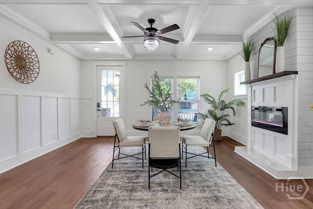 2005 E 38th Street, Savannah, GA 31404
