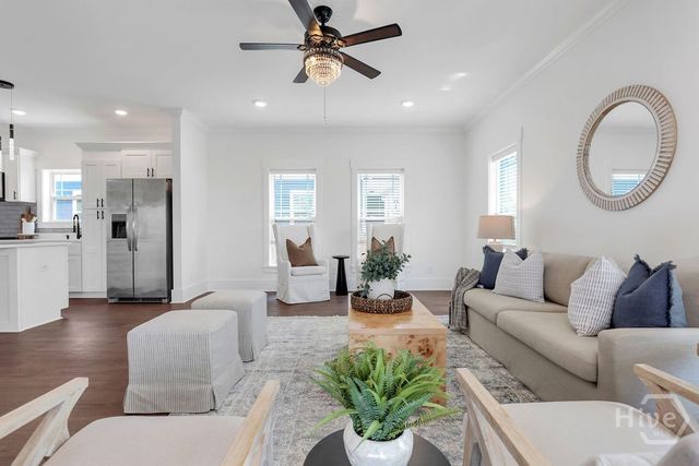2005 E 38th Street, Savannah, GA 31404