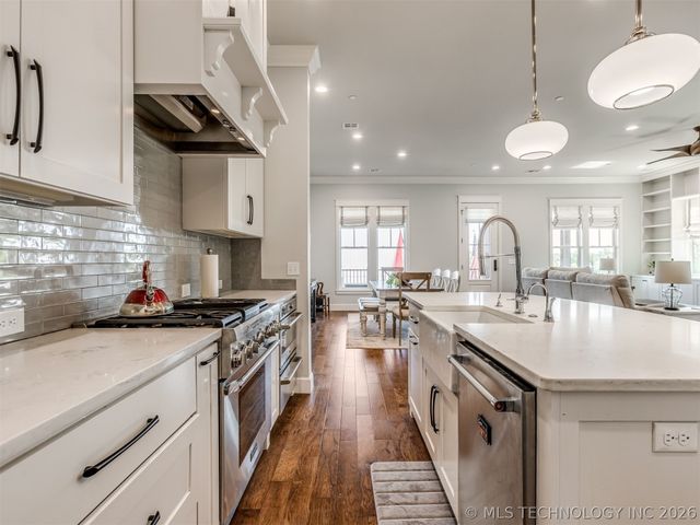 30 Park Street C, Carlton Landing, OK 74432