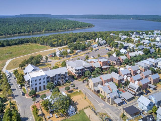 30 Park Street C, Carlton Landing, OK 74432