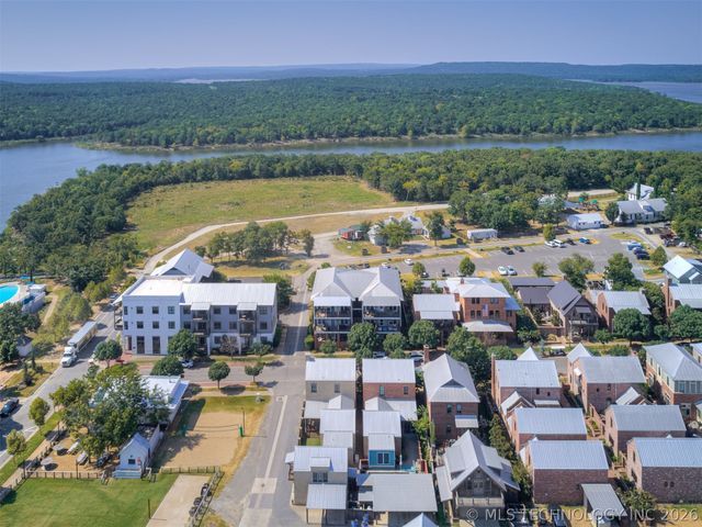 30 Park Street C, Carlton Landing, OK 74432