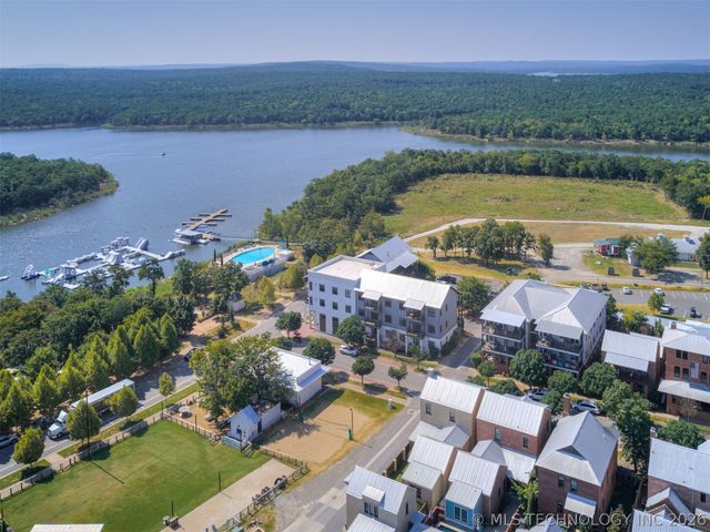 30 Park Street C, Carlton Landing, OK 74432