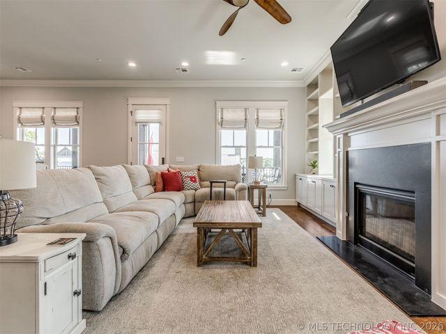 30 Park Street C, Carlton Landing, OK 74432