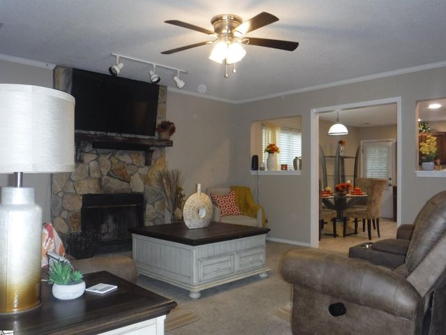 123 Gower Road, Spartanburg, SC 29303