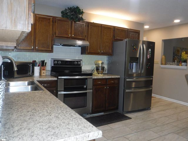 123 Gower Road, Spartanburg, SC 29303