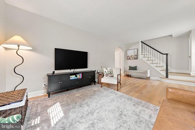 427 AVONDALE AVE, Haddonfield, NJ 08033