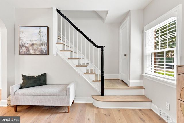 427 AVONDALE AVE, Haddonfield, NJ 08033