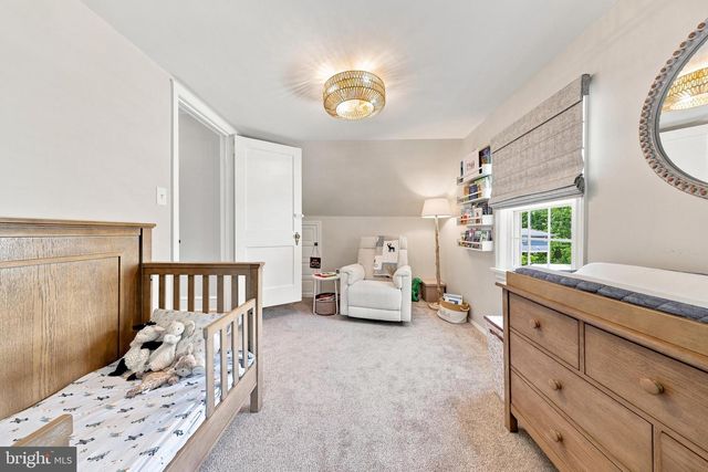 427 AVONDALE AVE, Haddonfield, NJ 08033