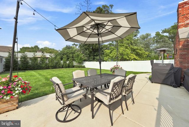 427 AVONDALE AVE, Haddonfield, NJ 08033