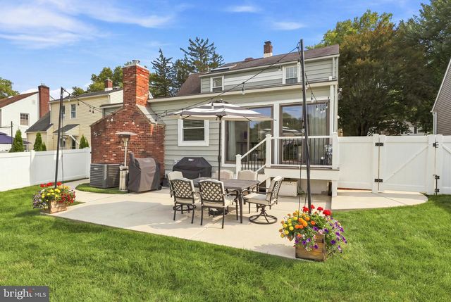 427 AVONDALE AVE, Haddonfield, NJ 08033