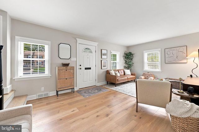 427 AVONDALE AVE, Haddonfield, NJ 08033