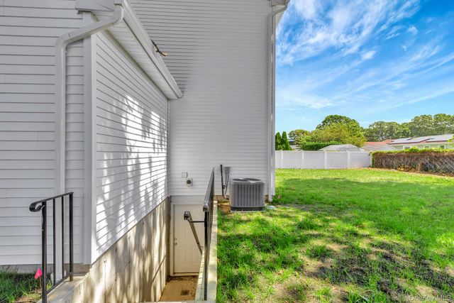 112 Chanel Drive E, Shirley, NY 11967