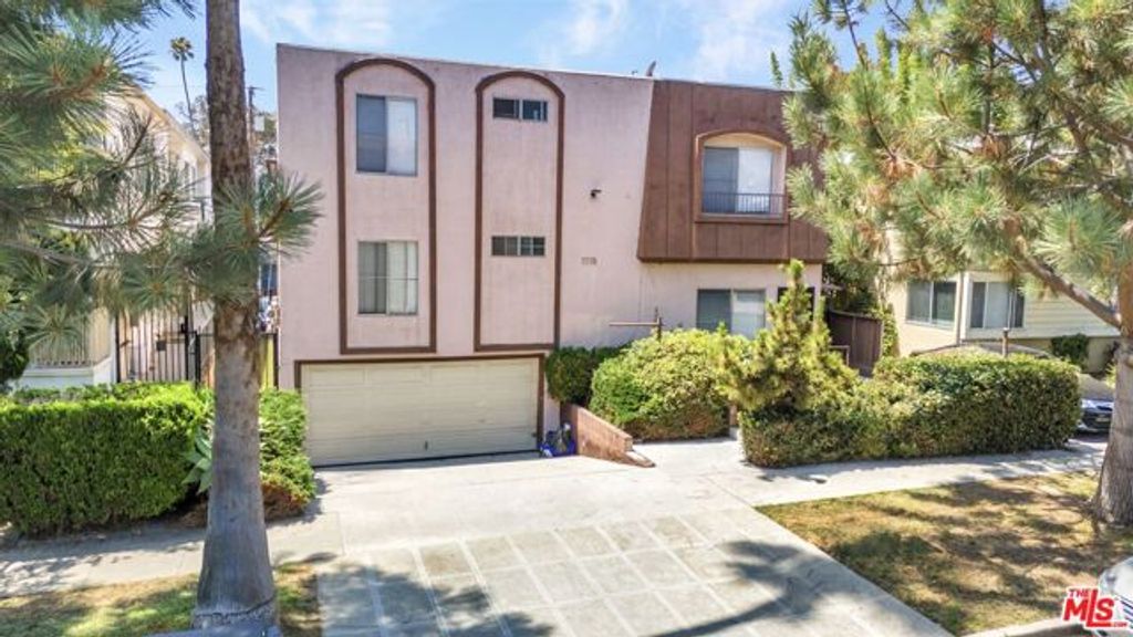 1118 9th Street, Santa Monica, CA 90403