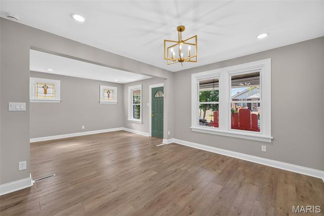 4121 Wilmington Avenue, St Louis, MO 63116
