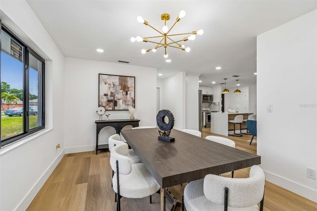 2550 GOMAZ WAY S, St Petersburg, FL 33712