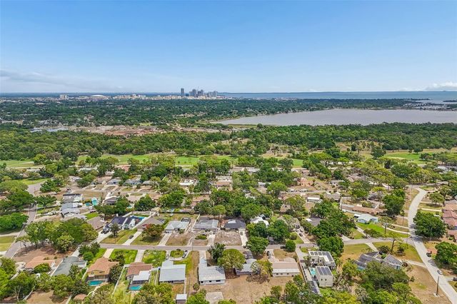 2550 GOMAZ WAY S, St Petersburg, FL 33712