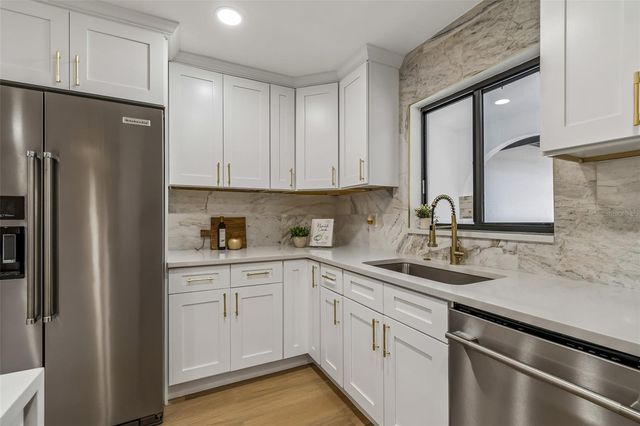 2550 GOMAZ WAY S, St Petersburg, FL 33712