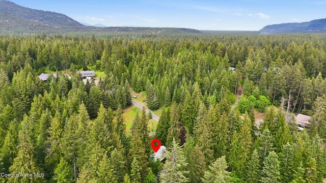 8993 W Twin Lakes RD, Rathdrum, ID 83858