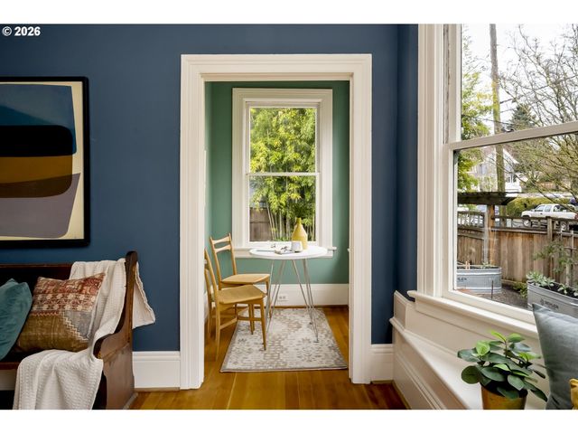 1333 Se MAIN St, Portland, OR 97214