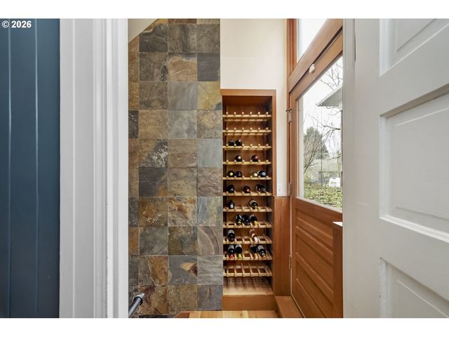 1333 Se MAIN St, Portland, OR 97214