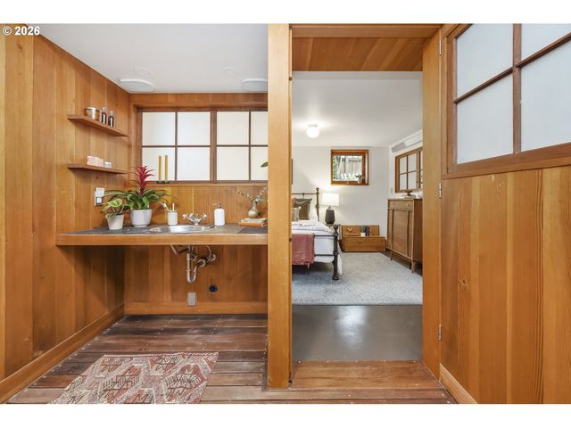 1333 Se MAIN St, Portland, OR 97214