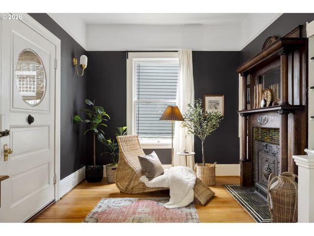 1333 Se MAIN St, Portland, OR 97214