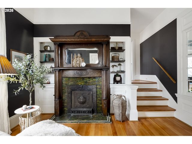 1333 Se MAIN St, Portland, OR 97214